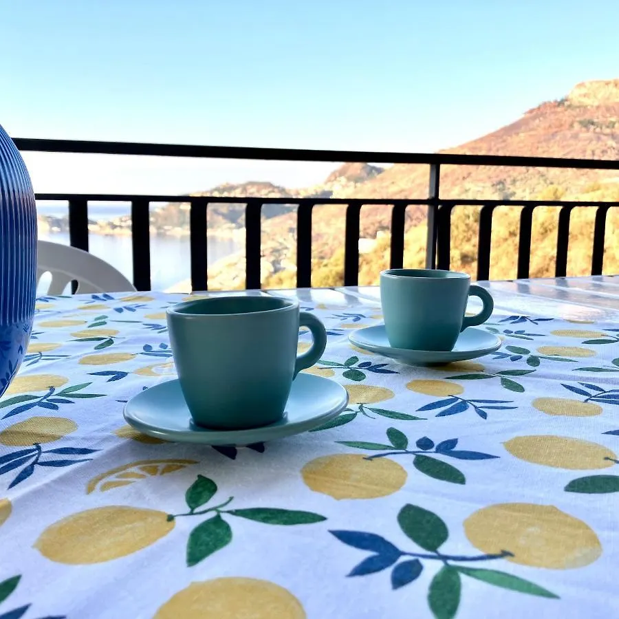 Collina Del Sole Apartment Letojanni