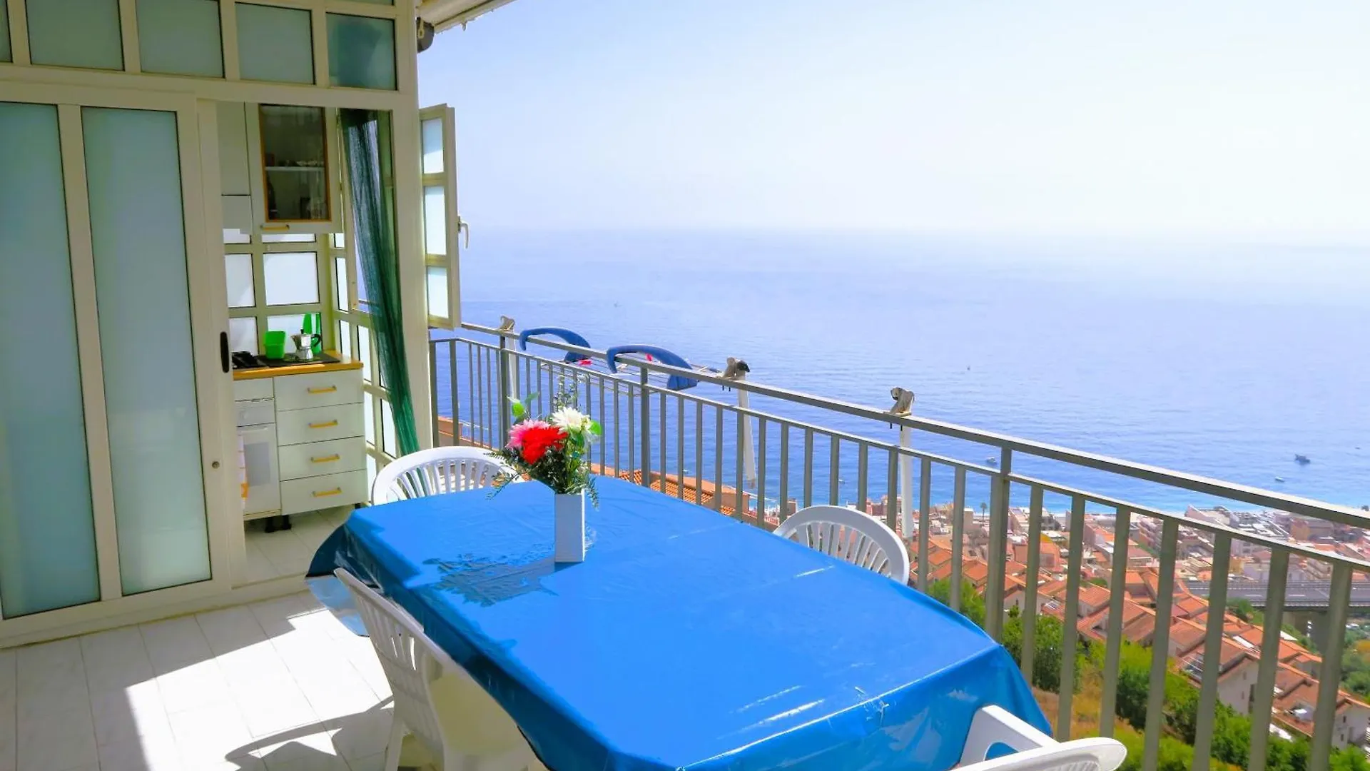Collina Del Sole Apartment Letojanni