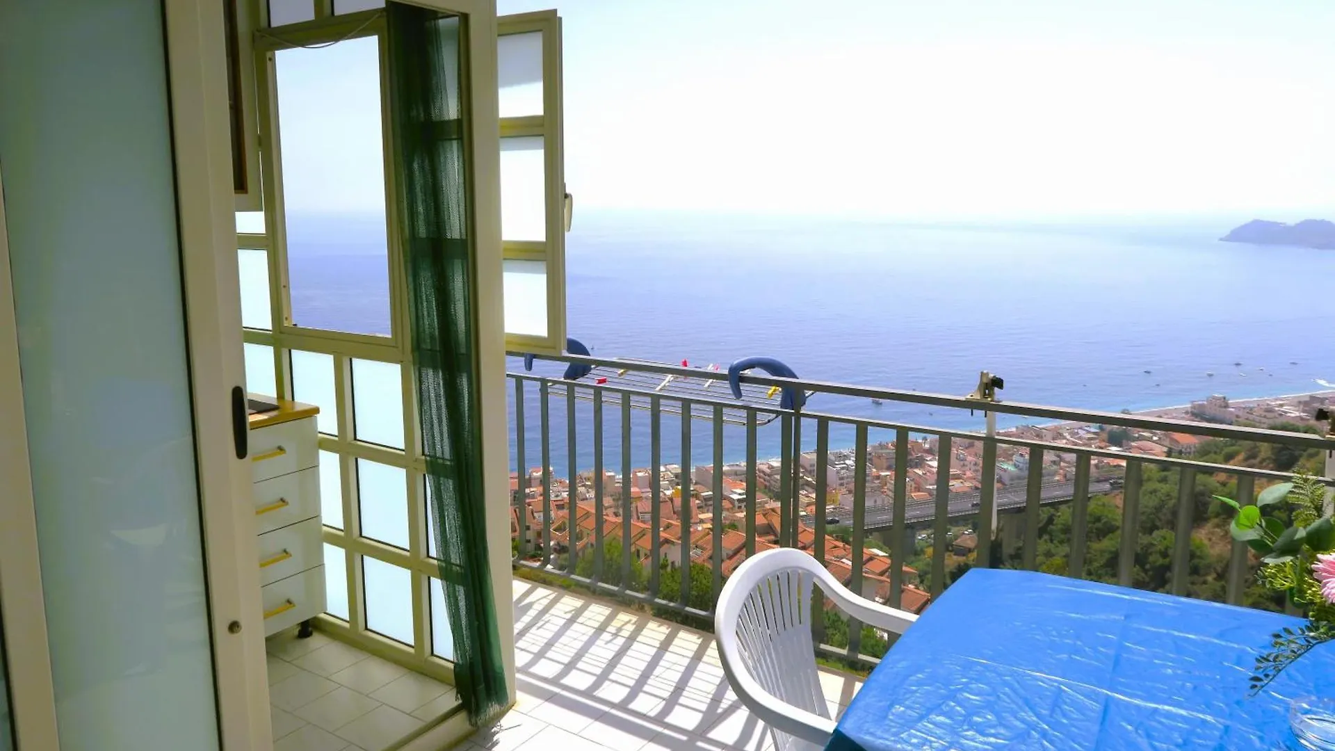 Collina Del Sole Apartment Letojanni