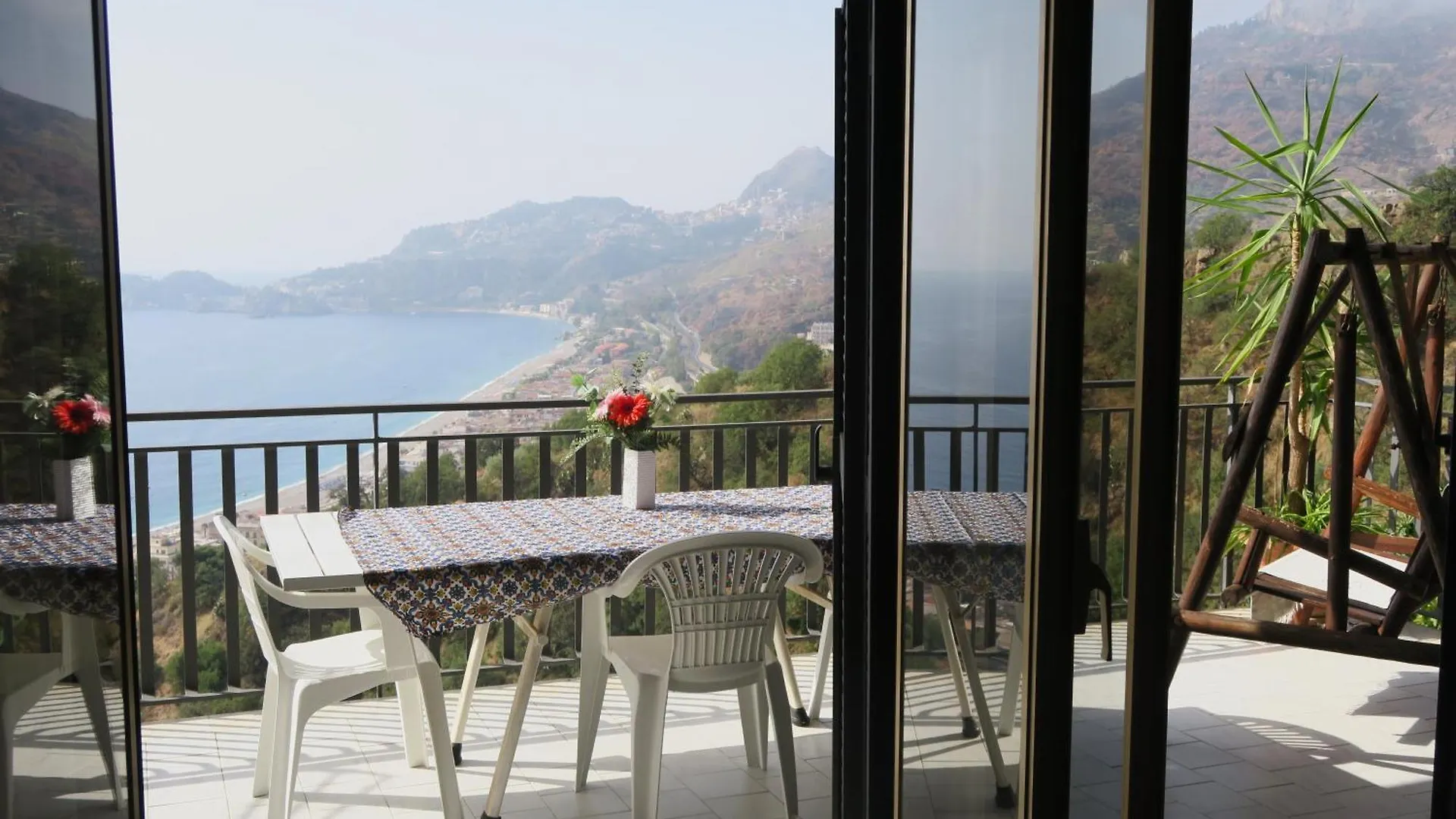 Collina Del Sole Apartment Letojanni