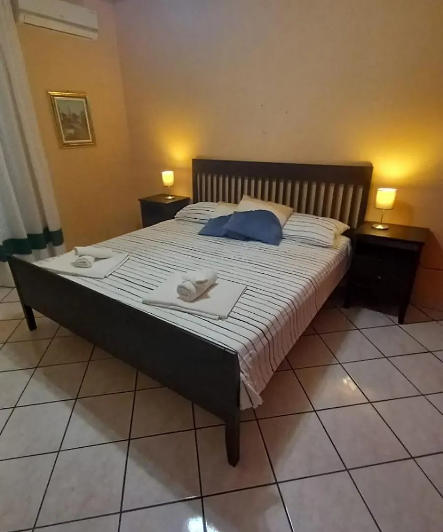 Collina Del Sole Apartment Letojanni